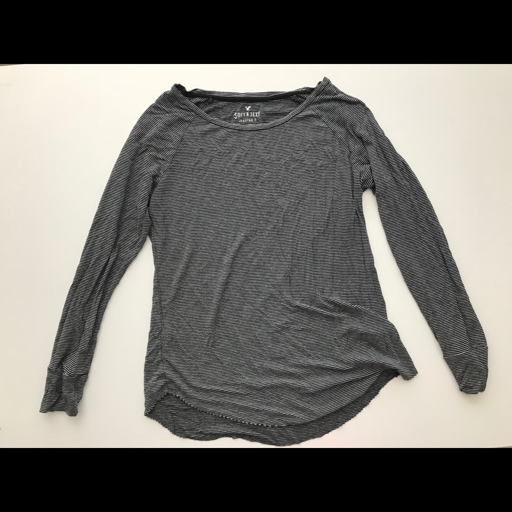 American Eagle Soft & Sexy long sleeve tee